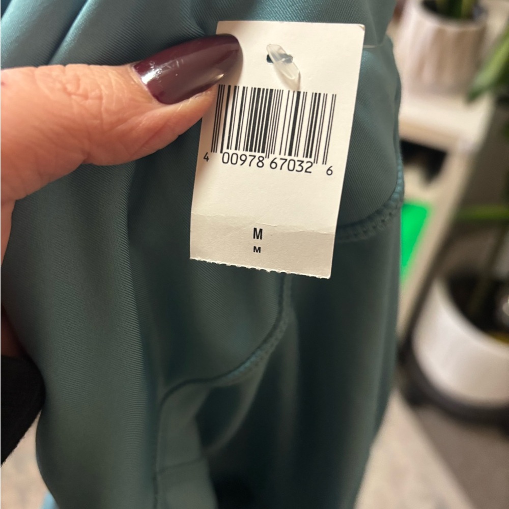 NWT Disney Parks Tinker Bell Teal Leggings with Pockets - Medium- Retired HTF - Picture 4 of 7